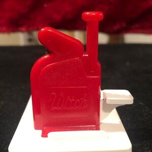 Red Witch needle threader